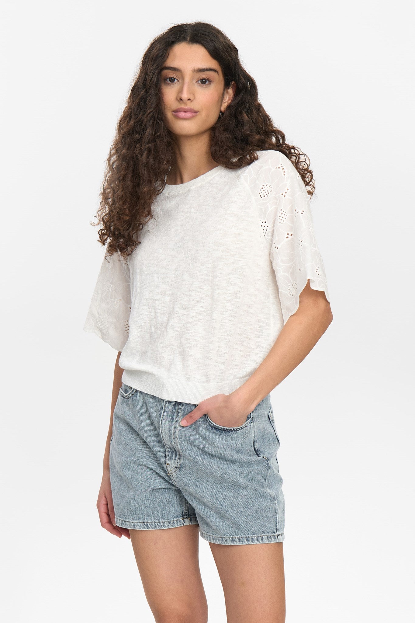 Vimitalla V Neck L S Flounce S Cloud Dancer