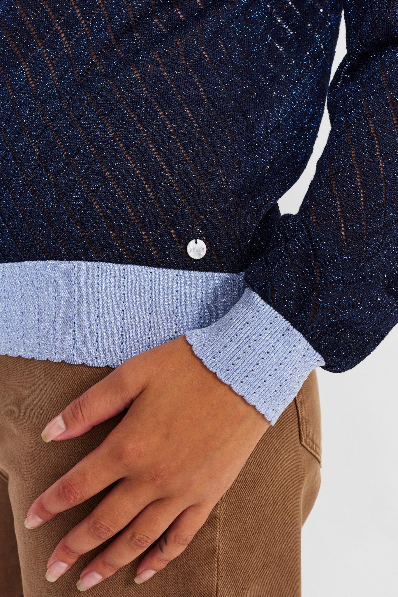 702330 Dark Sapphire 5